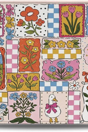 Goose Mouse Pad, Cottagecore Floral Mouse Pad, Cute Desk Accessories for Women, Vintage Patchwork Goose Design, Kawaii Desk Decor, Non-Slip Rubber Base, Stitched Edges, 9.4x7.9 Inch